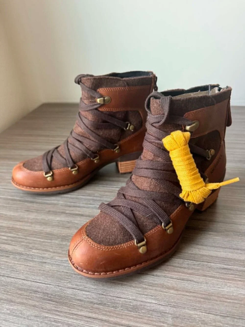 Merrell women shilo